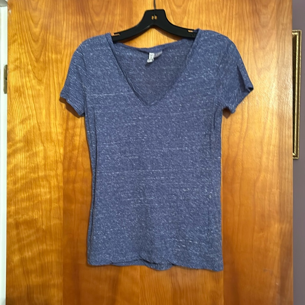 Blue tshirt
